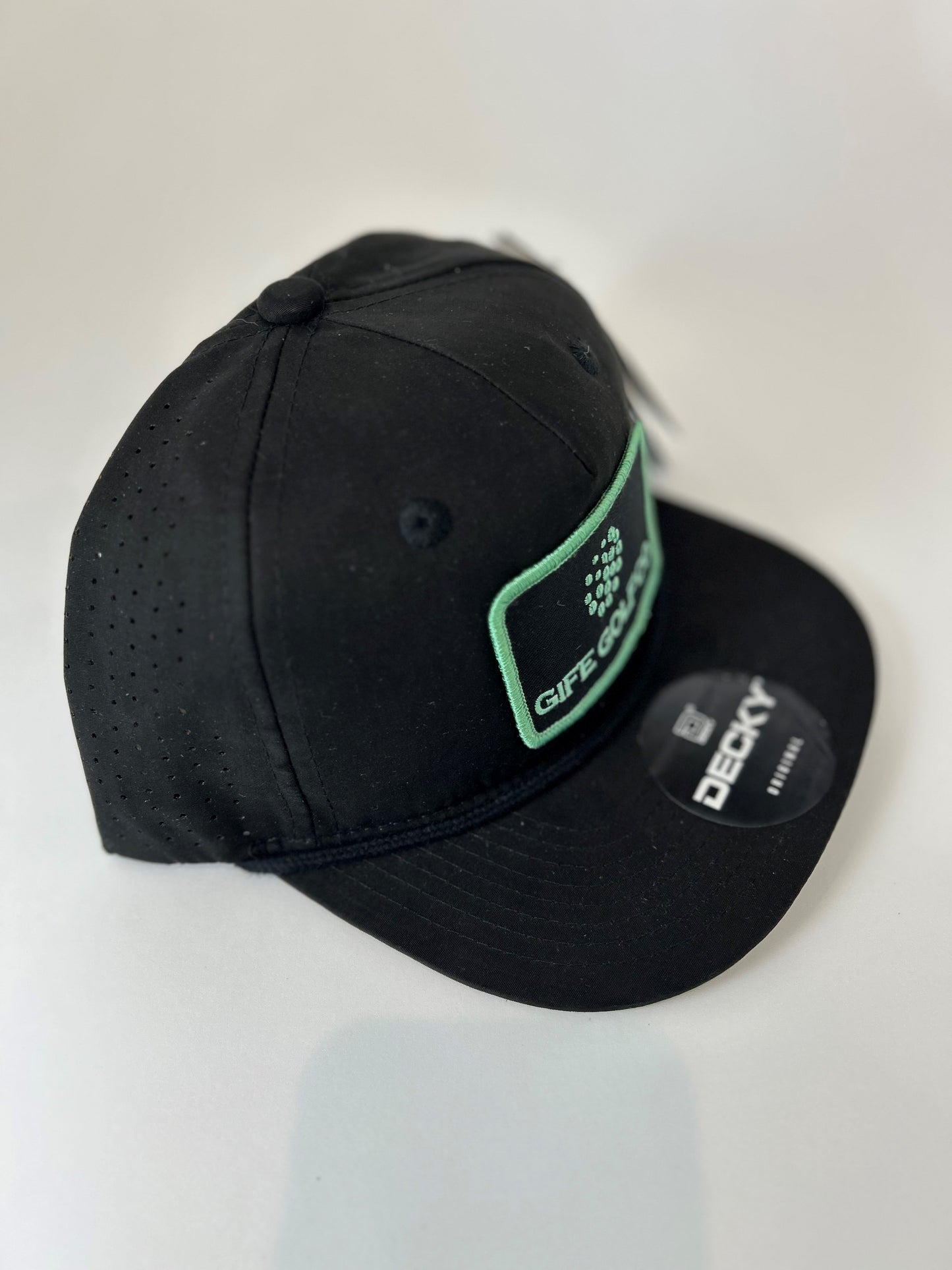 GIFE - Decky 5 Panel Perforated Performance Rope Hat - Black/Mint