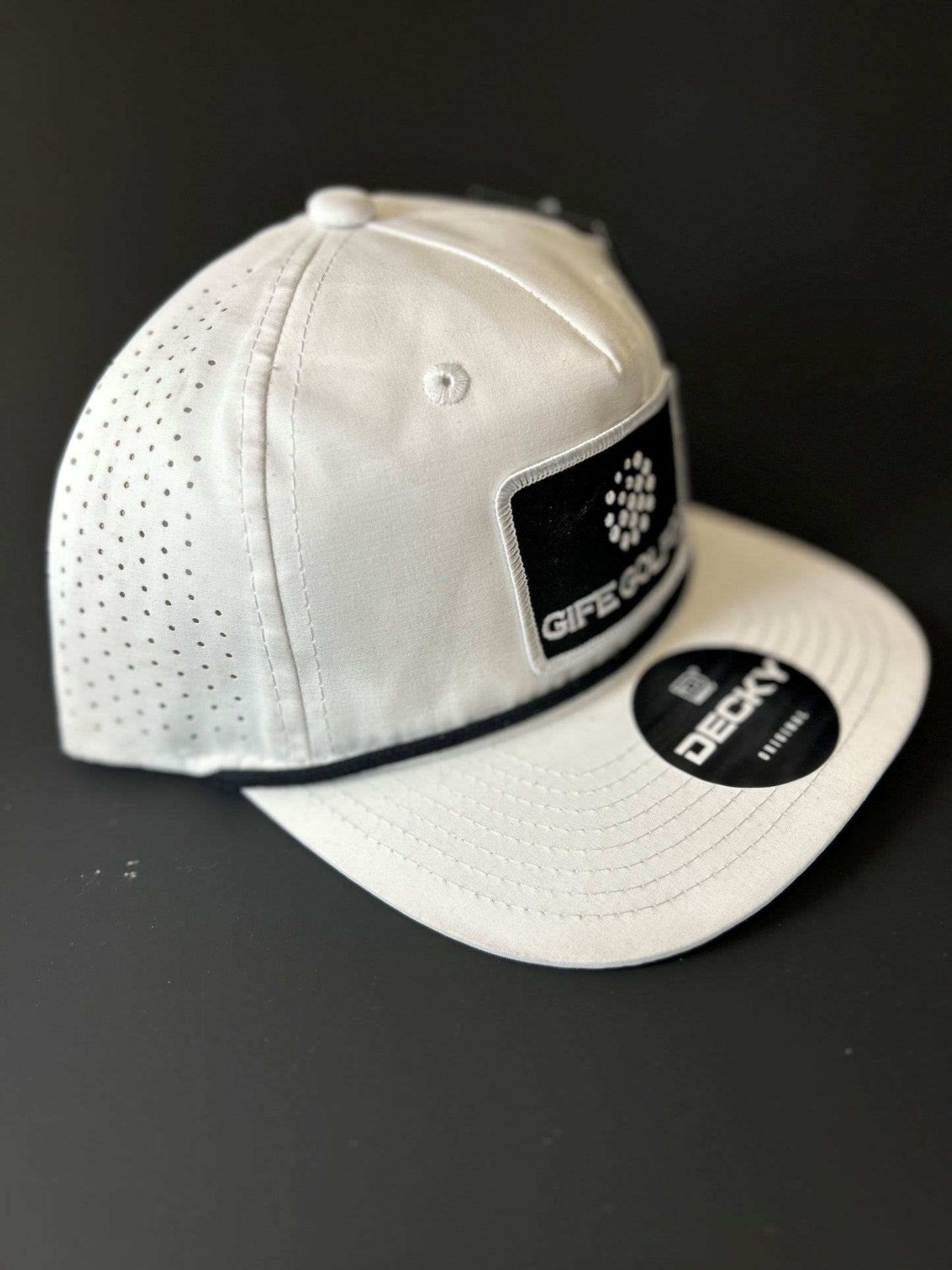 GIFE - Decky 5 Panel Perforated Performance Rope Hat - White/Black